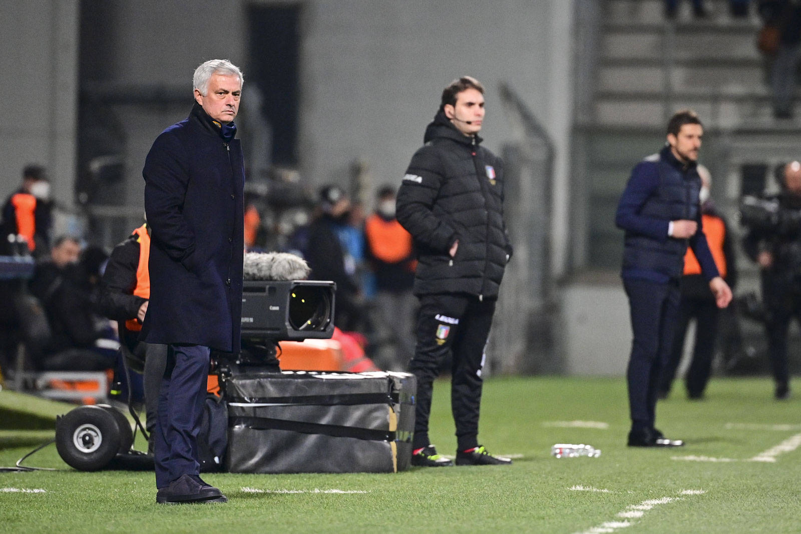 jnh-意大利杯今晨走向成谜，里尔绝杀压哨，话题不断，身体对抗强度拉满的简单介绍